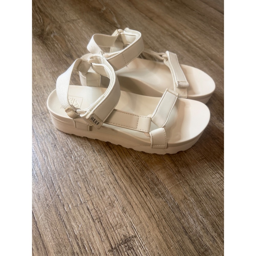 Reef Cushion Rem Hi Platform Sandals Cream White Womens Size 7.5 Sawtooth Sole